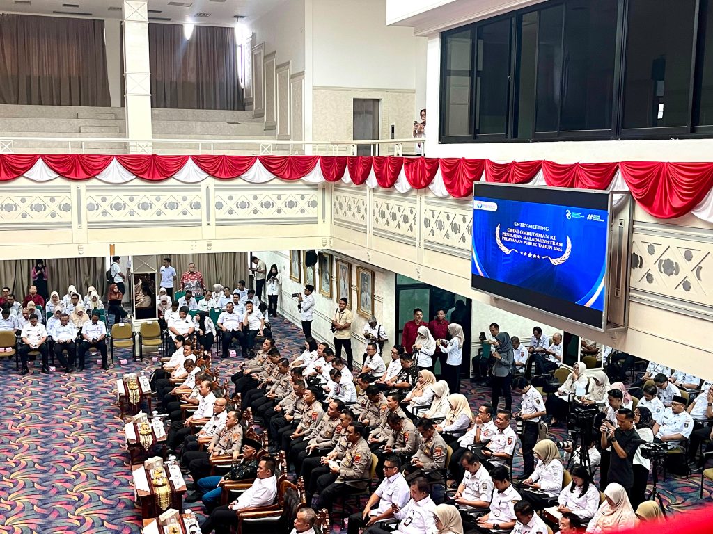 POLRES PESISIR BARAT HADIR DALAM SOSIALISASI (ENTRY MEETING) PENILAIAN ADMINISTRASI PENYELENGGARAAN PELAYANAN PUBLIK (OPINI OMBUDSMAN RI) TAHUN 2026 DI PROVINSI LAMPUNG