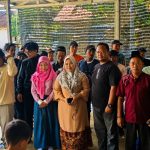 Teliti Kecocokan Penggunaan Pranatamangsa, Dosen Universitas PGRI Argopuro Jember Libatkan Puluhan Petani di Ajung