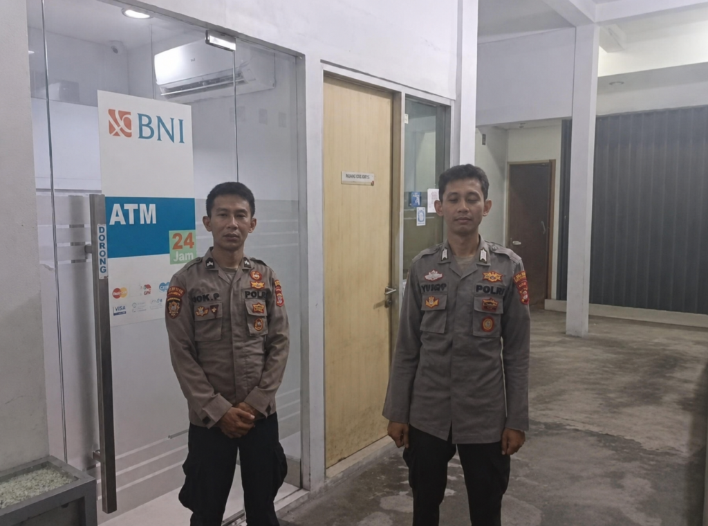 POLSEK PESISIR TENGAH LAKSANAKAN PATROLI JANJI JAGA, WUJUDKAN SITUASI KAMTIBMAS YANG AMAN DAN KONDUSIF