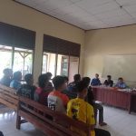 Turnamen Sepak Bola HUT RI ke-81, Polsek Kasui Sampaikan Binluh kepada Panitia dan Peserta