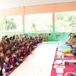 Bupati Ayu Asalasiyah Dukung Program Dharma Wanita Mengajar