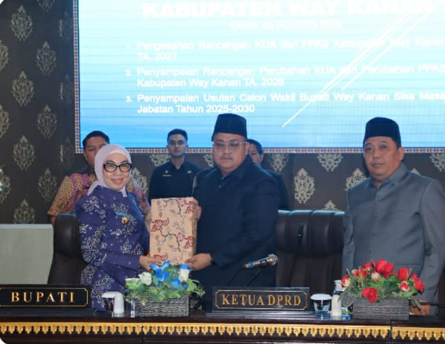 Bupati Way Kanan Sampaikan Rancangan Perubahan KUA-PPAS 2026 dan Usulan Calon Wakil Bupati dalam Rapat Paripurna DPRD