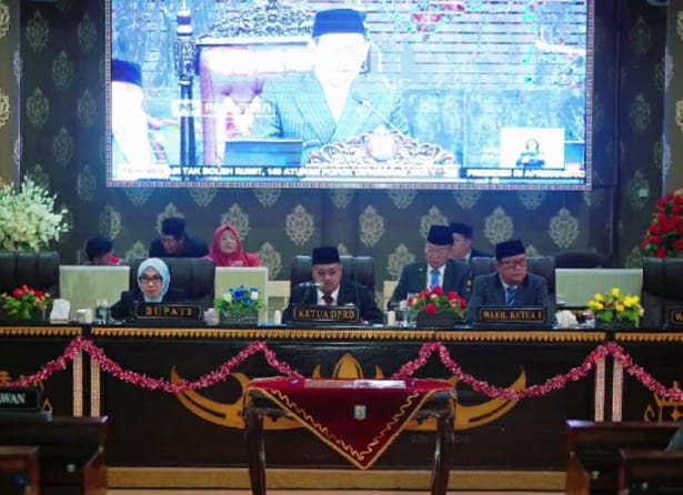 Bupati Way Kanan Hadiri Rapat Paripurna Istimewa Pidato Kenegaraan Presiden RI