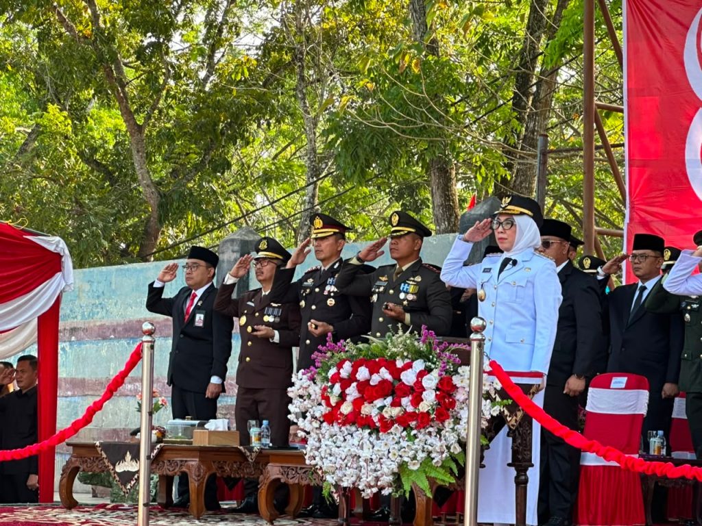 Kapolres Hadiri Upacara Peringatan HUT ke-81 Kemerdekaan RI di Pemkab Way Kanan