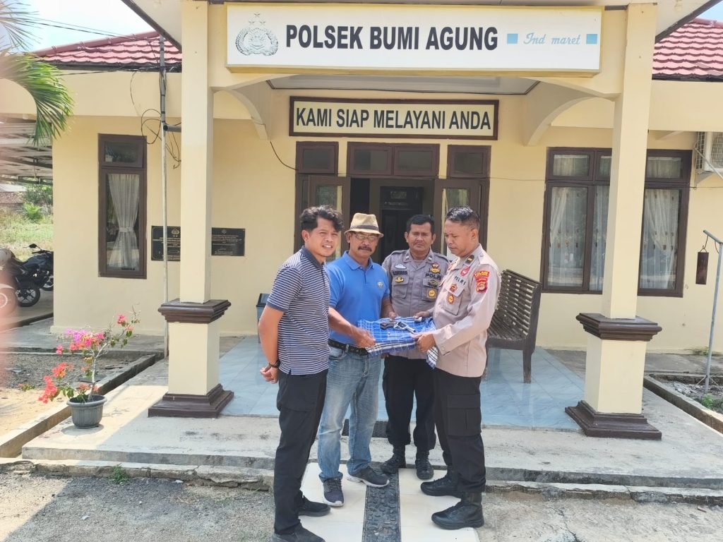 Warga Serahkan Senjata Api Rakitan, Wujud Nyata Kesadaran Hukum Masyarakat Bumi Agung
