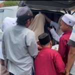 Limbah Dapur SPPG Tugusari 02 Viral Dikerumuni Masyarakat Dalam Bentuk Nasi Kuning 250 kotak Berkah