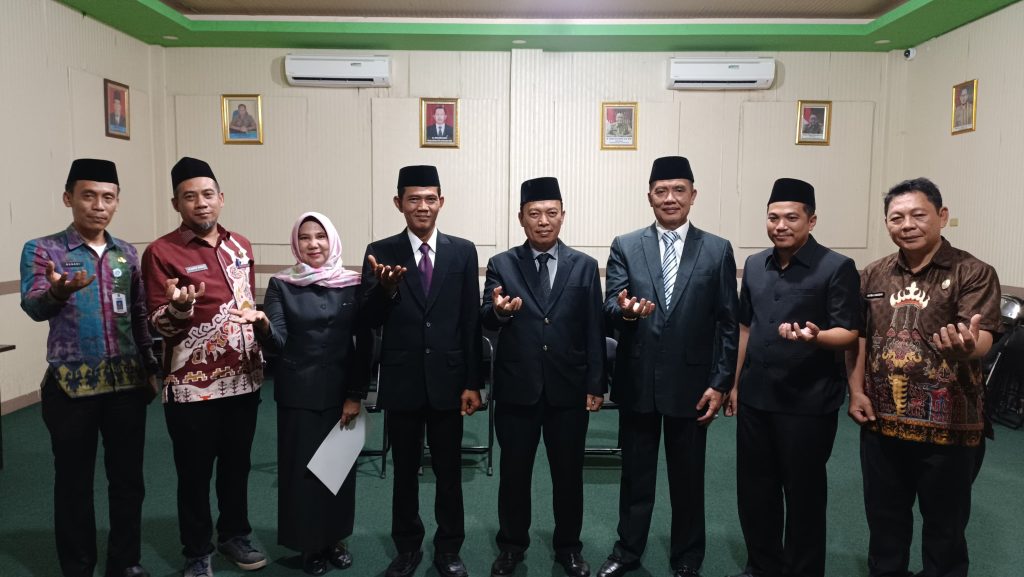 Sekda Lamtim Lantik Dua Pejabat Administrator, Dorong Penguatan Kinerja Dan Pelayanan Publik