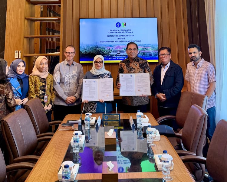 Perkuat Pembangunan Berbasis Inovasi, Pemkab Lamtim Teken Kerja Sama Strategis Dengan IPB Bogor