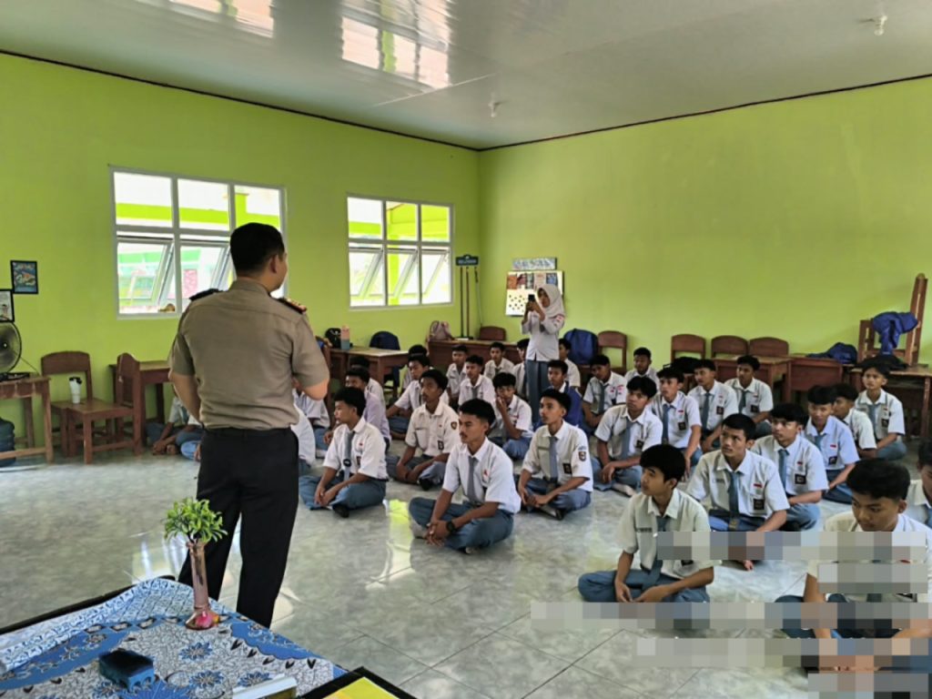 Bentengi Generasi Muda dari Narkoba, Polres Way Kanan Edukasi Pelajar SMAN 2 Blambangan Umpu